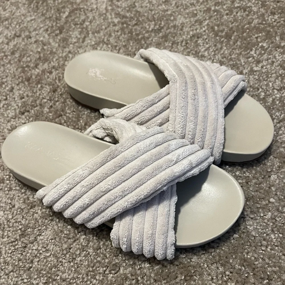KAANAS Sinatra Slides ivory 9 soft velour‎